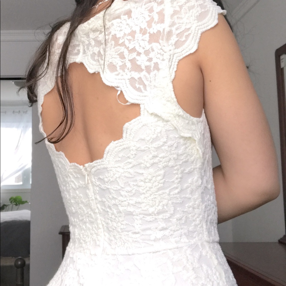 GUESS Open Back Lace Cream Dress with Scallop Details